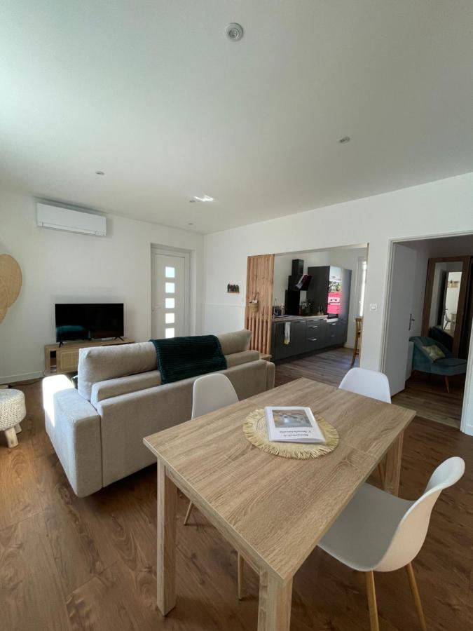 구장메스트라 Un Logement Cosy Proche Des Ports 빌라 외부 사진
